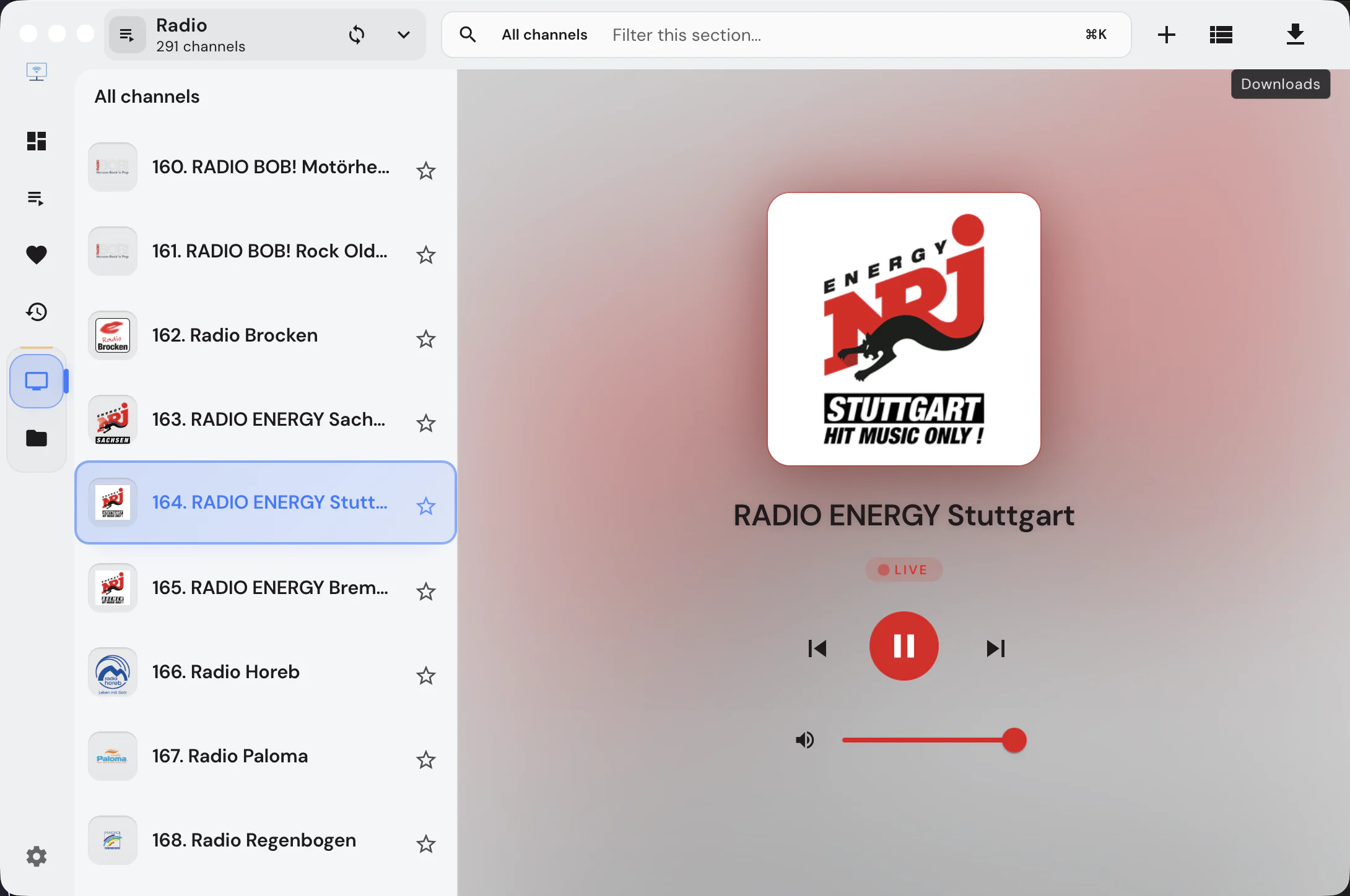 Radio playback with dedicated audio player